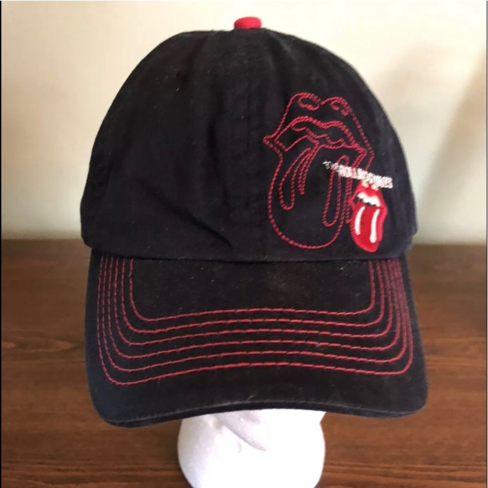 ROLLING STONES Black ClassicTongue low profile hat